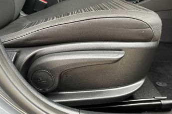 KIA STONIC 1.0 T-GDi 2 SUV 5dr Petrol DCT Euro 6 (s/s) (99 bhp)