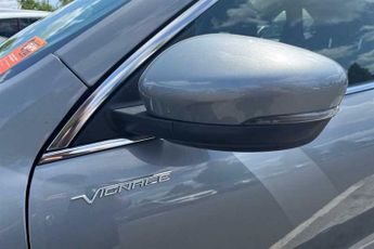 Ford Kuga 2.5h Duratec Vignale SUV 5dr Petrol Hybrid CVT Euro 6 (s/s) (190
