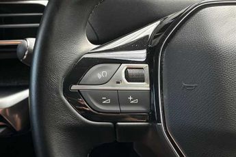 PEUGEOT 3008 1.2 PureTech Allure Premium+ 5dr