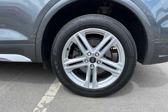 AUDI Q5 40 TDI Quattro S Line 5dr S Tronic