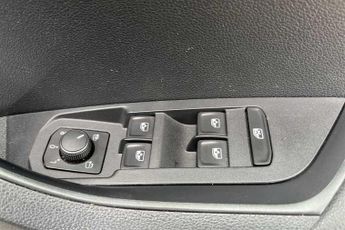 SKODA KAROQ 1.5 TSI ACT SportLine SUV 5dr Petrol DSG Euro 6 (s/s) (150 ps)