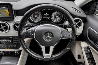 Mercedes GLA 2.1 GLA200d Sport (Executive) SUV 5dr Diesel 7G-DCT Euro 6 (s/s)