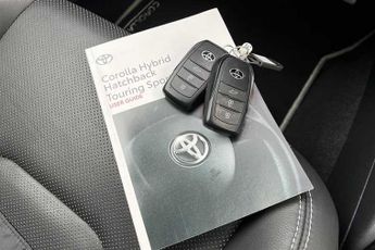 TOYOTA COROLLA 2.0 Hybrid Excel 5dr CVT