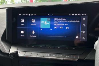 VAUXHALL ASTRA Electric 54kWh Ultimate Sports Tourer 5dr Electric Auto (156 ps)