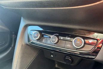 VAUXHALL Corsa Electric 50kWh Elite Premium Hatchback 5dr Electric Auto (136 ps)