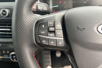 FORD FOCUS 1.0 EcoBoost ST-Line Style 5dr