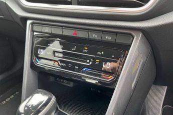 VOLKSWAGEN T-ROC 2.0 TDI Style SUV 5dr Diesel DSG Euro 6 (s/s) (150 ps)