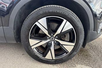 VOLVO XC40 1.5h T4 Recharge 10.7kWh R-Design SUV 5dr Petrol Plug-in Hybrid 
