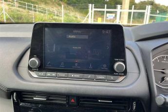 Nissan Qashqai 1.3 DIG-T MHEV Acenta Premium SUV 5dr Petrol Hybrid XTRON Euro 6
