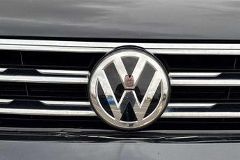 VOLKSWAGEN TIGUAN 2.0 TDI BlueMotion Tech R-Line SUV 5dr Diesel DSG 4Motion Euro 6