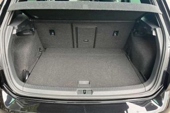 VOLKSWAGEN GOLF 2.0 TSI R Hatchback 5dr Petrol DSG 4Motion Euro 6 (s/s) (310 ps)