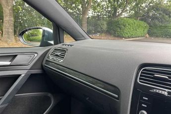 VOLKSWAGEN GOLF 2.0 TSI R Hatchback 5dr Petrol DSG 4Motion Euro 6 (s/s) (310 ps)