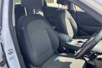 HYUNDAI KONA 39kWh SE SUV 5dr Electric Auto (10.5kW Charger) (136 ps)