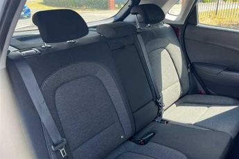 HYUNDAI KONA 39kWh SE SUV 5dr Electric Auto (10.5kW Charger) (136 ps)
