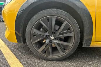 PEUGEOT 208 1.2 PureTech GT Hatchback 5dr Petrol Manual Euro 6 (s/s) (100 ps