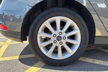 FORD FOCUS 1.0T EcoBoost Titanium Hatchback 5dr Petrol Auto Euro 6 (s/s) (1