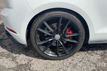 VOLKSWAGEN GOLF 2.0 TSI R Hatchback 3dr Petrol DSG 4Motion Euro 6 (s/s) (310 ps)