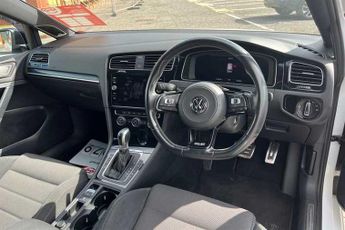 VOLKSWAGEN GOLF 2.0 TSI R Hatchback 3dr Petrol DSG 4Motion Euro 6 (s/s) (310 ps)