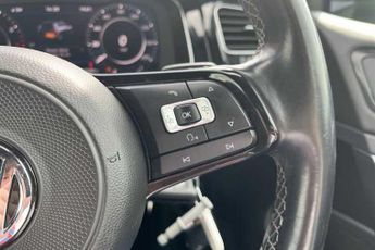 VOLKSWAGEN GOLF 2.0 TSI R Hatchback 3dr Petrol DSG 4Motion Euro 6 (s/s) (310 ps)