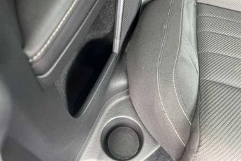 VOLKSWAGEN GOLF 2.0 TSI R Hatchback 3dr Petrol DSG 4Motion Euro 6 (s/s) (310 ps)