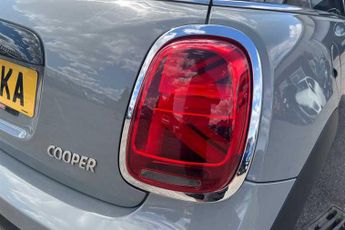 MINI HATCH 1.5 Cooper Classic Hatchback 3dr Petrol Manual Euro 6 (s/s) (136