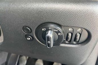 MINI HATCH 1.5 Cooper Classic Hatchback 3dr Petrol Manual Euro 6 (s/s) (136