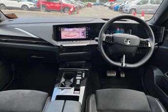 Vauxhall Astra 1.6 12.4kWh Ultimate Hatchback 5dr Petrol Plug-in Hybrid Auto Eu