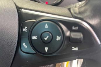 VAUXHALL CROSSLAND X 1.2 SRi Nav SUV 5dr Petrol Manual Euro 6 (s/s) (83 ps)