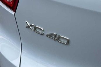 VOLVO XC40 2.0 B4 MHEV Inscription SUV 5dr Petrol Hybrid DCT Auto Euro 6 (s