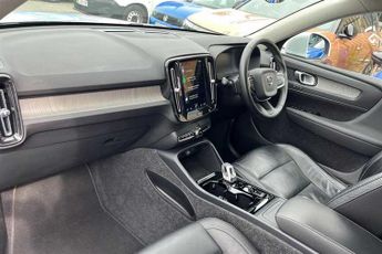 VOLVO XC40 2.0 B4 MHEV Inscription SUV 5dr Petrol Hybrid DCT Auto Euro 6 (s