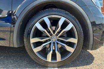VOLKSWAGEN TIGUAN 2.0 TDI R-Line SUV 5dr Diesel DSG Euro 6 (s/s) (150 ps)