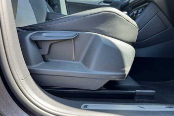 VOLKSWAGEN TIGUAN 2.0 TDI R-Line SUV 5dr Diesel DSG Euro 6 (s/s) (150 ps)