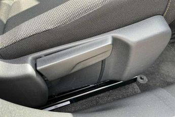 CITROEN C3 1.2 PureTech PLUS Hatchback 5dr Petrol EAT6 Euro 6 (s/s) (110 ps