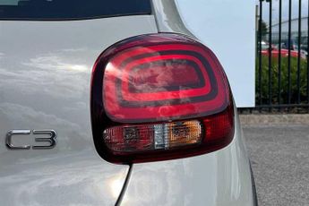 CITROEN C3 1.2 PureTech PLUS Hatchback 5dr Petrol EAT6 Euro 6 (s/s) (110 ps