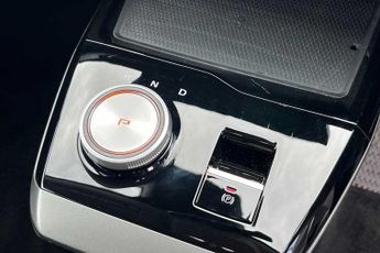 MG MG4 EV 64kWh Trophy Long Range Hatchback 5dr Electric Auto (203 ps)