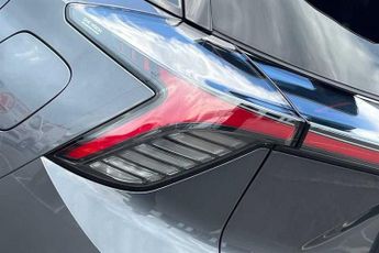 MG MG4 EV 64kWh Trophy Long Range Hatchback 5dr Electric Auto (203 ps)