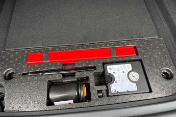 MG MG4 EV 64kWh Trophy Long Range Hatchback 5dr Electric Auto (203 ps)