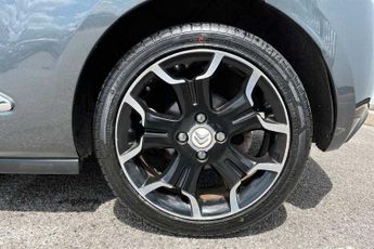 CITROEN DS3 1.6 VTi DStyle Plus Hatchback 3dr Petrol Auto Euro 5 (120 ps)