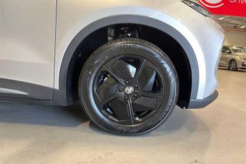 MG MGS5 49kWh SE SUV 5dr Electric Auto (170 ps)
