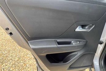 Vauxhall Mokka Electric 50kWh SRi Premium SUV 5dr Electric Auto (136 ps)