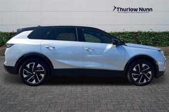Vauxhall Grandland Electric 73kWh GS SUV 5dr Electric Auto (213 ps)