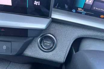 Vauxhall Grandland Electric 73kWh GS SUV 5dr Electric Auto (213 ps)