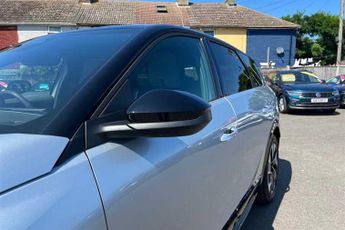 Vauxhall Grandland Electric 73kWh GS SUV 5dr Electric Auto (213 ps)