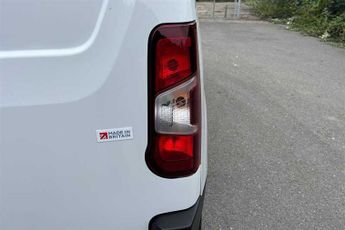 Vauxhall Combo Electric 52kWh Prime Panel Van 5dr Electric Auto SWB (7.4kW Charger) (136