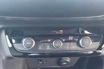 VAUXHALL Corsa Electric 50kWh Design Hatchback 5dr Electric Auto (136 ps)