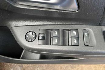 VAUXHALL CORSA 1.2 SE Edition Hatchback 5dr Petrol Manual Euro 6 (75 ps)