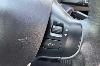 PEUGEOT 208 1.2 PureTech Signature Hatchback 5dr Petrol Manual Euro 6 (s/s) 