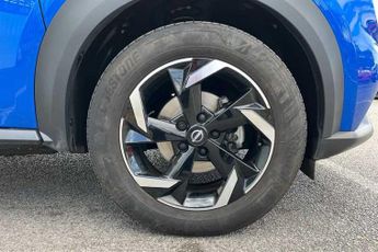 NISSAN JUKE 1.0 DIG-T N-Connecta SUV 5dr Petrol DCT Auto Euro 6 (s/s) (114 p