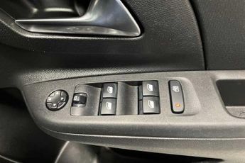 VAUXHALL CORSA 1.2 SE Edition Hatchback 5dr Petrol Manual Euro 6 (75 ps)