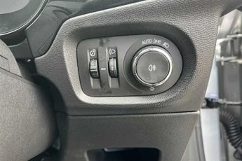 Vauxhall Corsa Electric 50 kWh (136 PS) Design 5 Door Electric Hatchback Automatic